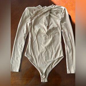 Zara Cream high neck Long Sleeve Bodysuit Small
